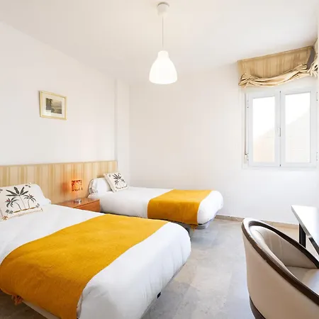 H2m Teatinos Pool & Terrace Apartment