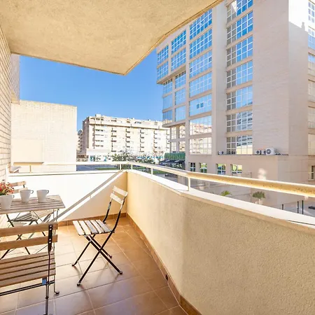 H2m Teatinos Pool & Terrace Apartment Malaga